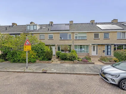 Tussenwoning te koop: Hendrik Broertjesstraat 9, Guldemond Den Helder
