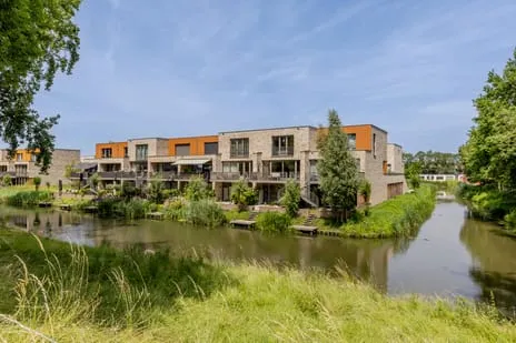 Tussenwoning te koop: Hendrik Chabotstraat 4, Rhoon-Zuidoost Rhoon