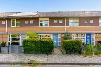 Tussenwoning te koop: Hendrik Marsmanstraat 146, Literatuurwijk Noordwest Almere