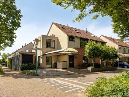 Hoekwoning te koop: Hendrik Tollensplantsoen 24, Laag Dalem II Gorinchem