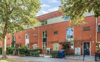 Terraced house for sale: Hendrik Werkmanstraat 118, Tussen de Vaarten Z.- Noordoost Almere