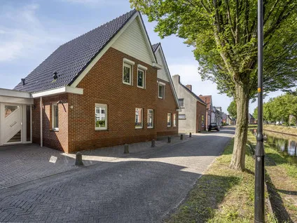 Twee-onder-één-kap te koop: Hendrik Westerstraat 141, Oude Pekela Oude Pekela