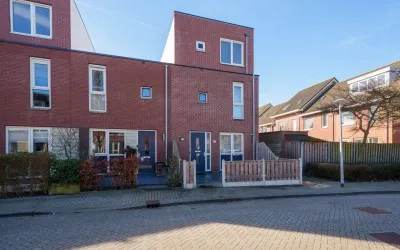 Hoekwoning te koop: Hendrik IJzerbrootlaan 30, Stripheldenbuurt Midden- oost Almere