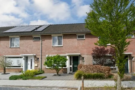Tussenwoning te koop: Hendrik Mandestraat 6, Burghplan Eindhoven