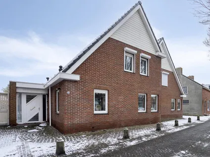 Twee-onder-één-kap te koop: Hendrik Westerstraat 141, Oude Pekela Oude Pekela