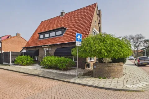 Hoekwoning te koop: Hendrikstraat 14, Lievenspolder Terneuzen
