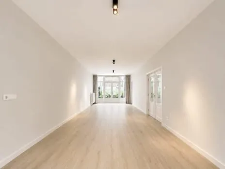 Apartment for rent: Henegouwerplein 60A, Middelland Rotterdam