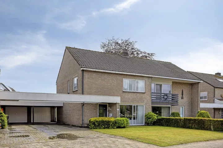 Twee-onder-één-kap te koop: Hengelosestraat 22, De Pas Haaksbergen