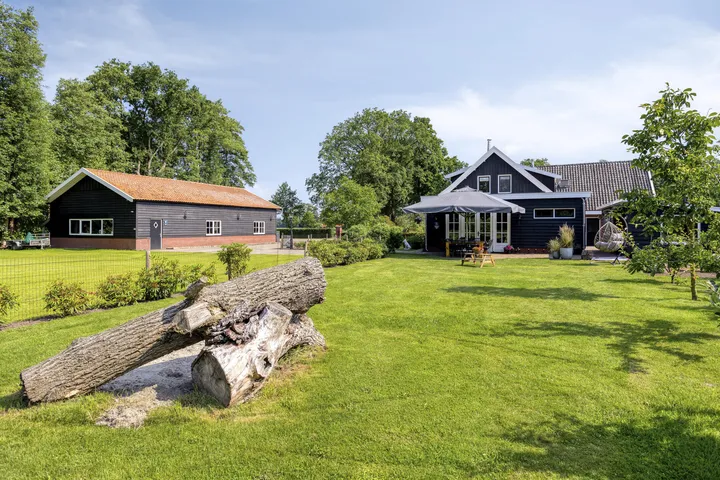Twee-onder-één-kap te koop: Hengevelderweg 4A, Verspreide huizen Markvelde Diepenheim