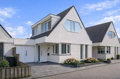 Tussenwoning te koop: Hengmeng 64, De Staatsliedenbuurt 'S-Hertogenbosch