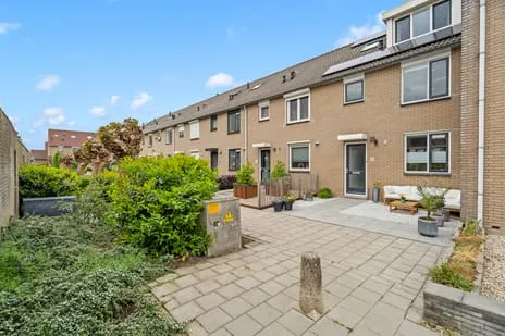 Tussenwoning te koop: Hennepakker 16, de Noort syde Oudewater