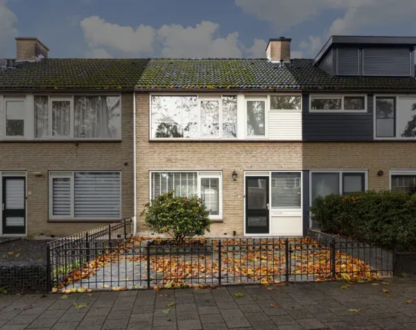 Terraced house for sale: Henri Dunantlaan 27, Hoogzandveld-Oost Nieuwegein