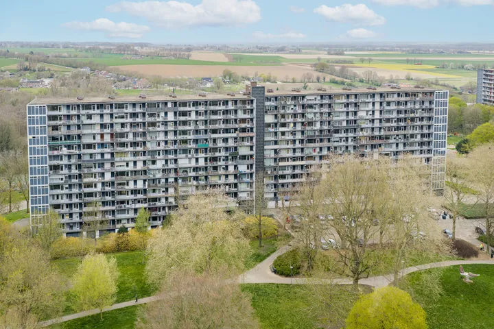 Appartement te koop: Henri Dunantstraat 229, Brunssum