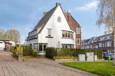 Hoekwoning te koop: Henri Goovaertsweg 22, Villapark Maastricht
