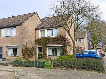 Hoekwoning te koop: Henri Jonasstraat 26, Heerlen