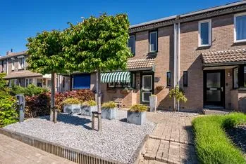 Tussenwoning te koop: Henri Uyttenbroeckstraat 11, De Tichelarij Venlo