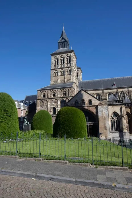 Appartement te koop: Henric van Veldekeplein 21, Binnenstad Maastricht