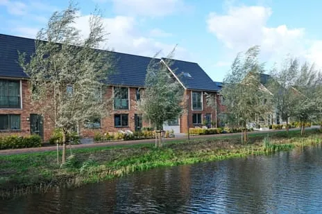 Tussenwoning te koop: Henrick Lamkade 42, Veenderij Veenendaal