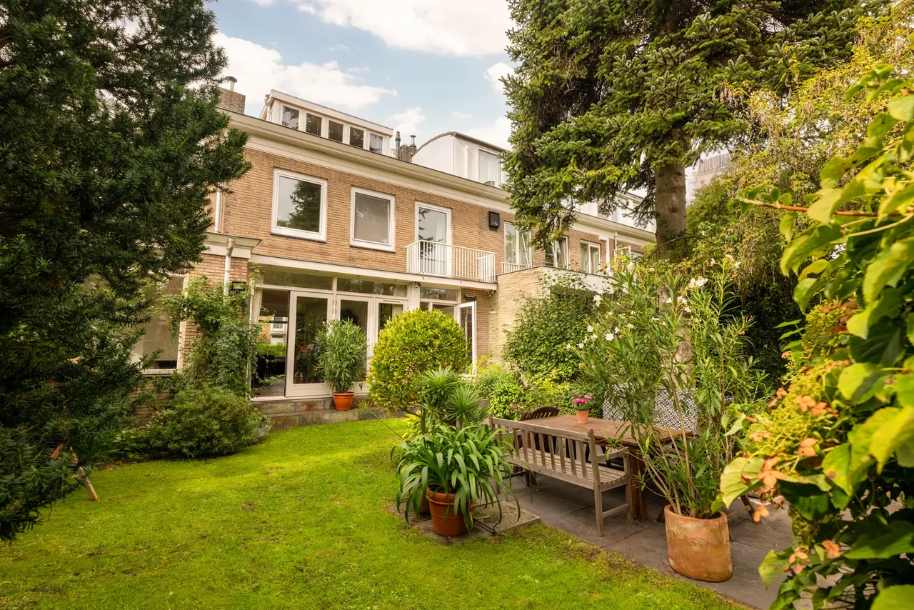 Hoekwoning te koop: Henriëtte Bosmansstraat 23, Amsterdam