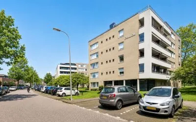 Appartement te huur: Henriette Ronnerstraat 110, Kromhoutpark Tilburg