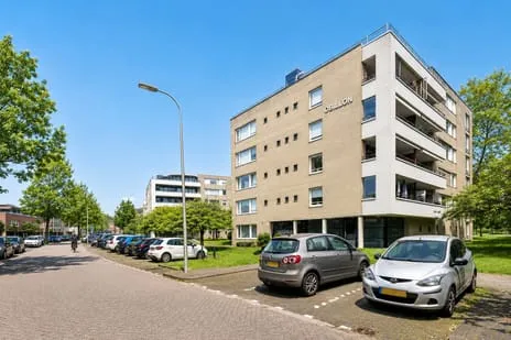 Appartement te huur: Henriette Ronnerstraat 110, Kromhoutpark Tilburg