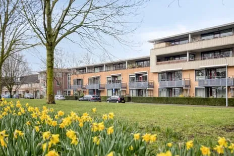 Appartement te koop: Henriëtte Roland Holstlaan 51, Hoofddorp