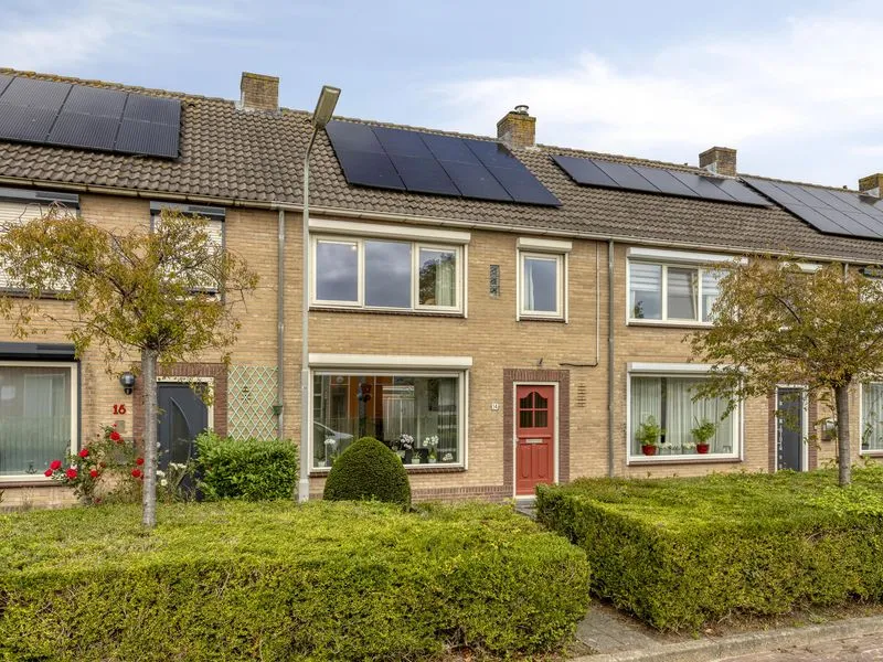 Tussenwoning te koop: Henry Dunantstraat 14, Wolphaartsdijk
