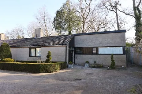 Twee-onder-één-kap te koop: Henry Dunantlaan 46, Dorp Boekelo Enschede