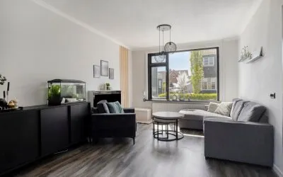 Tussenwoning te koop: Henry Dunantstraat 22, Kruiningen - Kern Kruiningen
