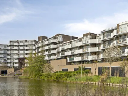 Appartement te koop: Henry Moorepassage 232, Capelle Aan Den Ijssel