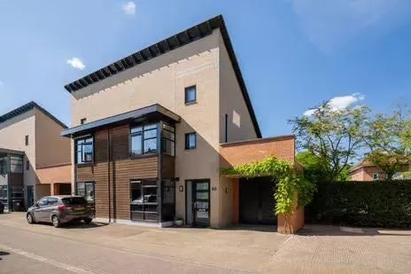Hoekwoning te koop: Heralaan 40, Oikos Enschede