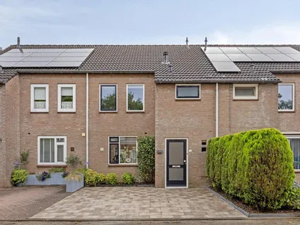 Tussenwoning te koop: Herbergier 11, Hazenkamp Oss