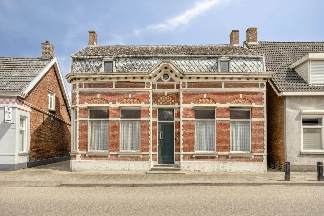 Vrijstaande woning te koop: Herelsestraat 134, Heerle