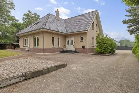Vrijstaande woning te koop: Herendijk 4, Nieuw-Amsterdam-Centrum Nieuw-Amsterdam