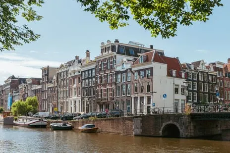 Tussenwoning te koop: Herengracht 6, Langestraat e.o. Amsterdam