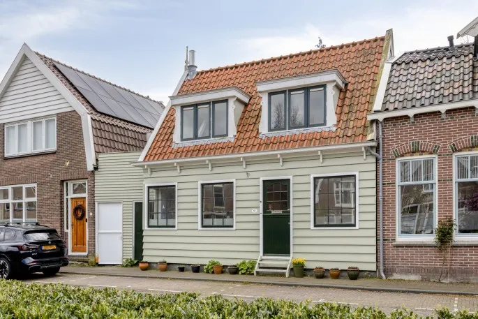 Hoekwoning te koop: Herengracht 81, Oud West Zaandam