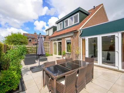 Twee-onder-één-kap te koop: Herenkamer 15, Gommerwijk Oost Enkhuizen