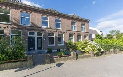 Tussenwoning te koop: Herensingel 51, Herensingelkwartier Weesp