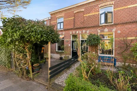 Tussenwoning te koop: Herensingel 91, Herensingelkwartier Weesp