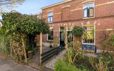 Tussenwoning te koop: Herensingel 91, Weesp