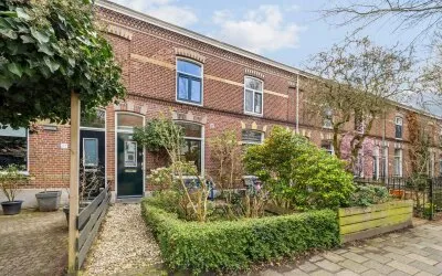 Tussenwoning te koop: Herensingel 93, Herensingelkwartier Weesp