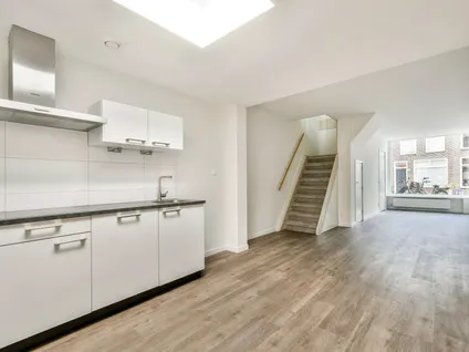 Tussenwoning te koop: Herenstraat 27, Tuinstadwijk Leiden