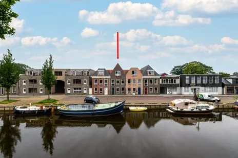 Tussenwoning te koop: Herenwal 107, Heerenveen