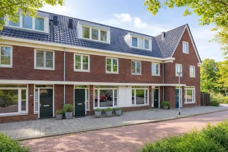 Tussenwoning te koop: Herenweg 147B, Rijnsaterwoude Rijnsaterwoude