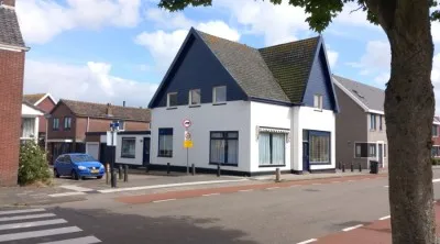 Twee-onder-één-kap te koop: Herenweg 176, Egmond aan den Hoef Egmond Aan Den Hoef