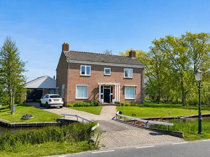 Vrijstaande woning te koop: Herenweg 20, Rijnsaterwoude Rijnsaterwoude