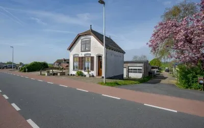 Vrijstaande woning te koop: Herenweg 21, Rijnsaterwoude Rijnsaterwoude