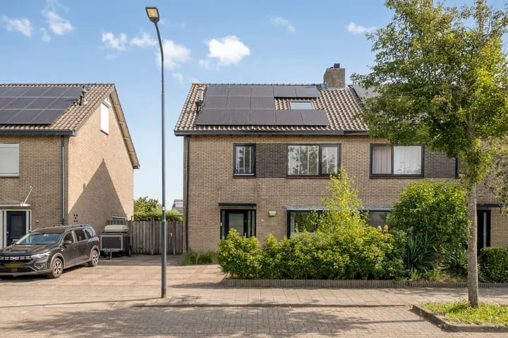 Twee-onder-één-kap te koop: Herikaard 17, Teteringen Teteringen