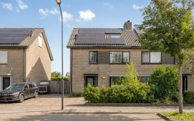 Twee-onder-één-kap te koop: Herikaard 17, Teteringen Teteringen