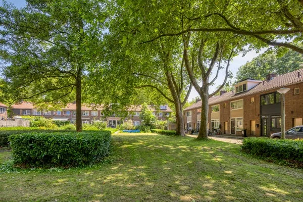 Tussenwoning te huur: Herman Poortstraat 5, Louis Couperusbuurt Amsterdam